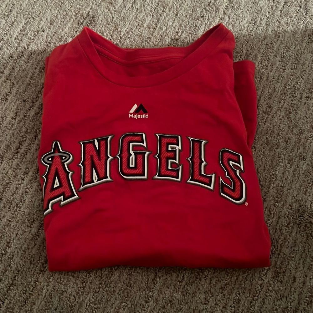 angels tee